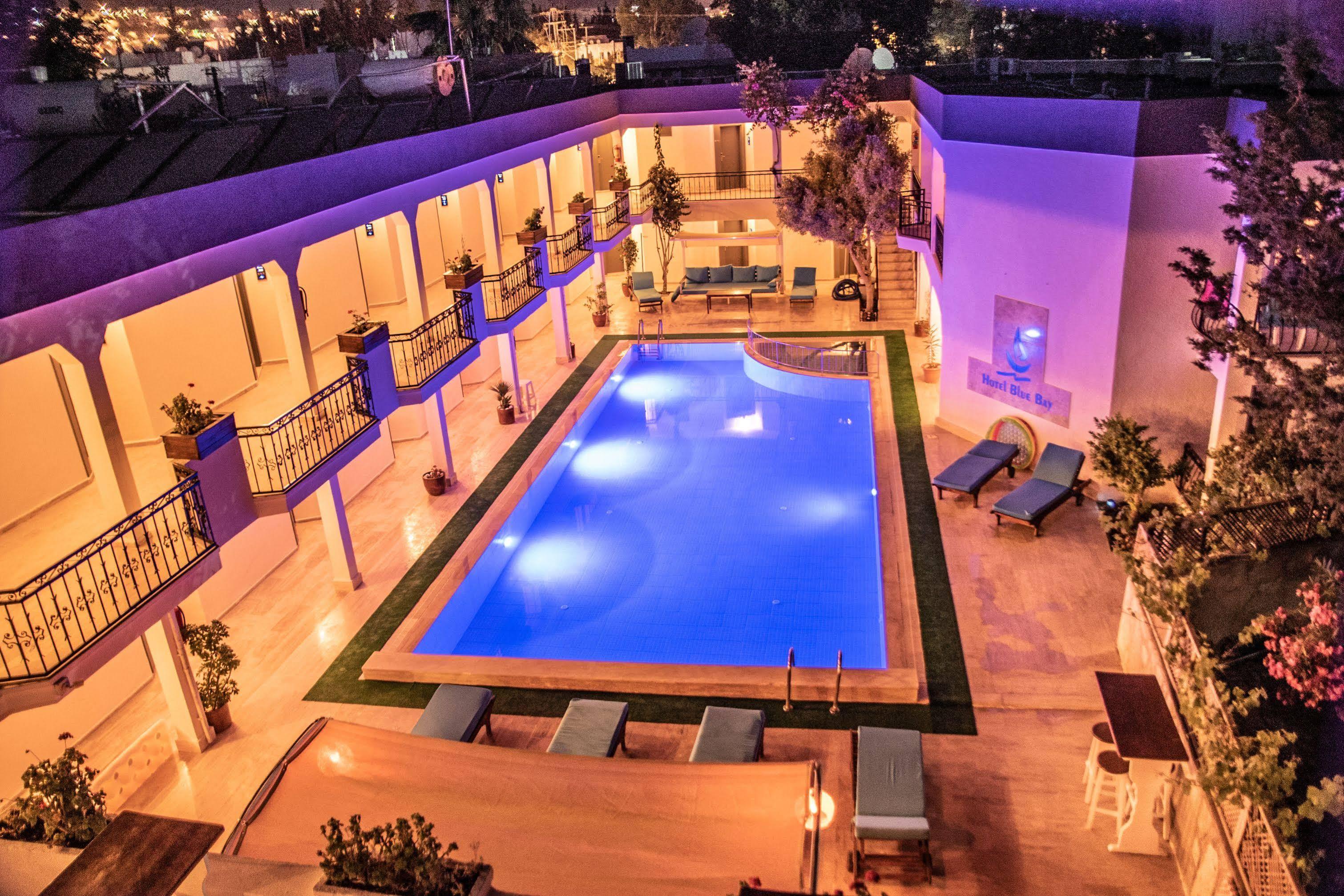 Blue Bay Beach Hotel (Adults Only) 바이즈 외부 사진