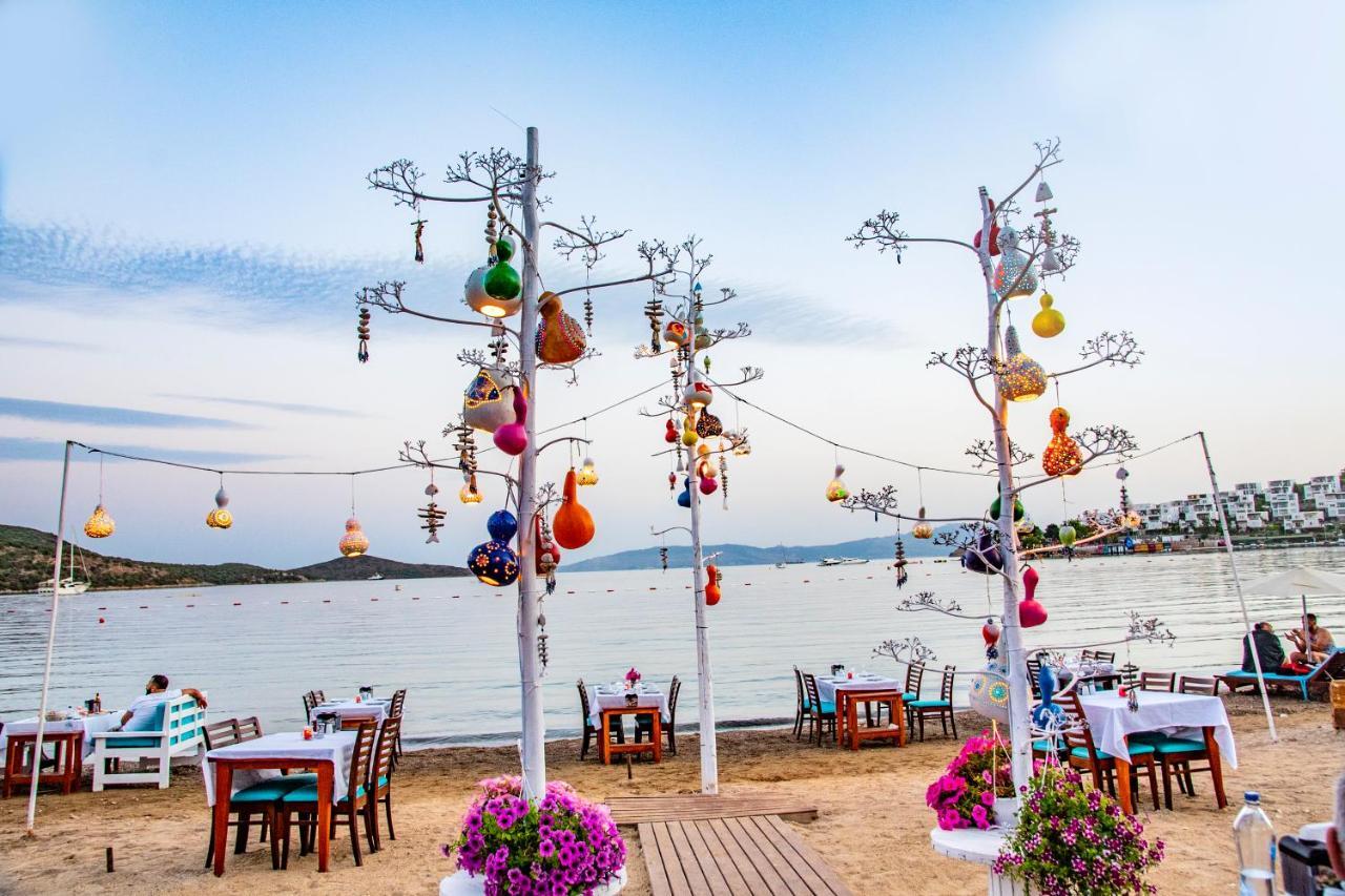 Blue Bay Beach Hotel (Adults Only) 바이즈 외부 사진