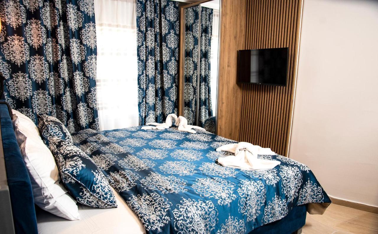 Blue Bay Beach Hotel (Adults Only) 바이즈 외부 사진