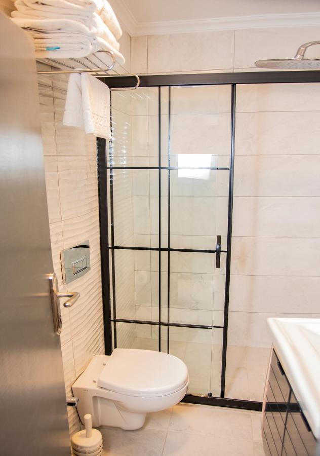 Blue Bay Beach Hotel (Adults Only) 바이즈 외부 사진